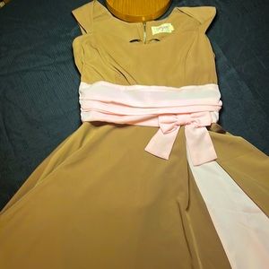 Tatyana Retro 50’s Style Knee-Length Dress. Brown with Pink Accents, Large.